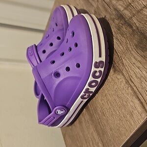 Kid crocs